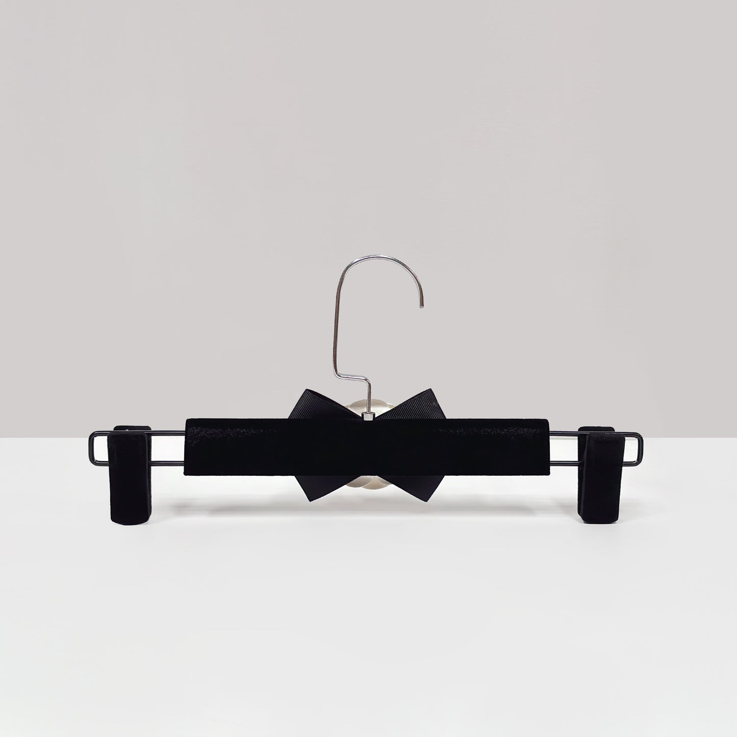 Camellia Velvet Non-Slip Hangers & Adjustable Pant Hangers for Boutique Clothing Display