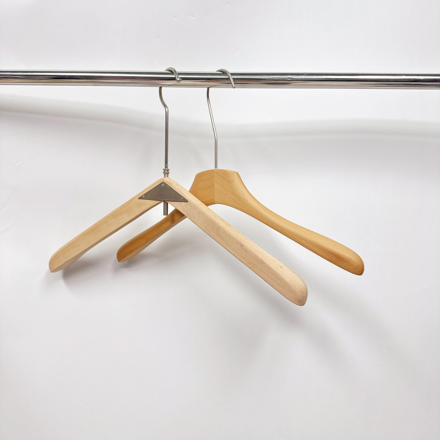 Premium Solid Beech Wood Hangers – Lacquered Coat, Pants & Suit Hangers for Closet Organization