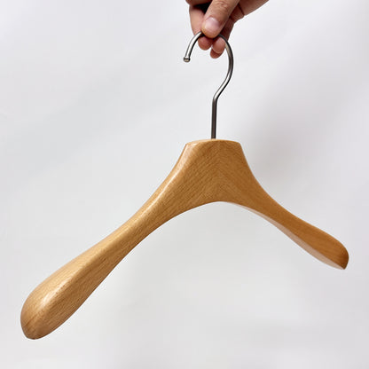 Premium Beech Wood Hangers – Non-Slip Lacquered for Suits, Coats & Shirts