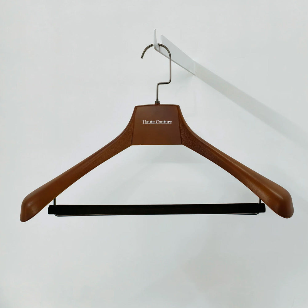 Luxury Wide Shoulder Plastic Hanger with Pants Bar and Custom Logo