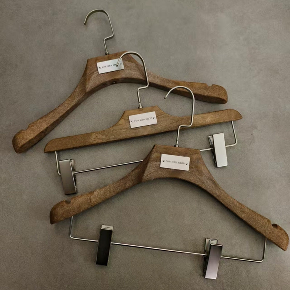 Custom Logo Solid Resin Hangers with Metal Plate for Boutique Clothing Stores