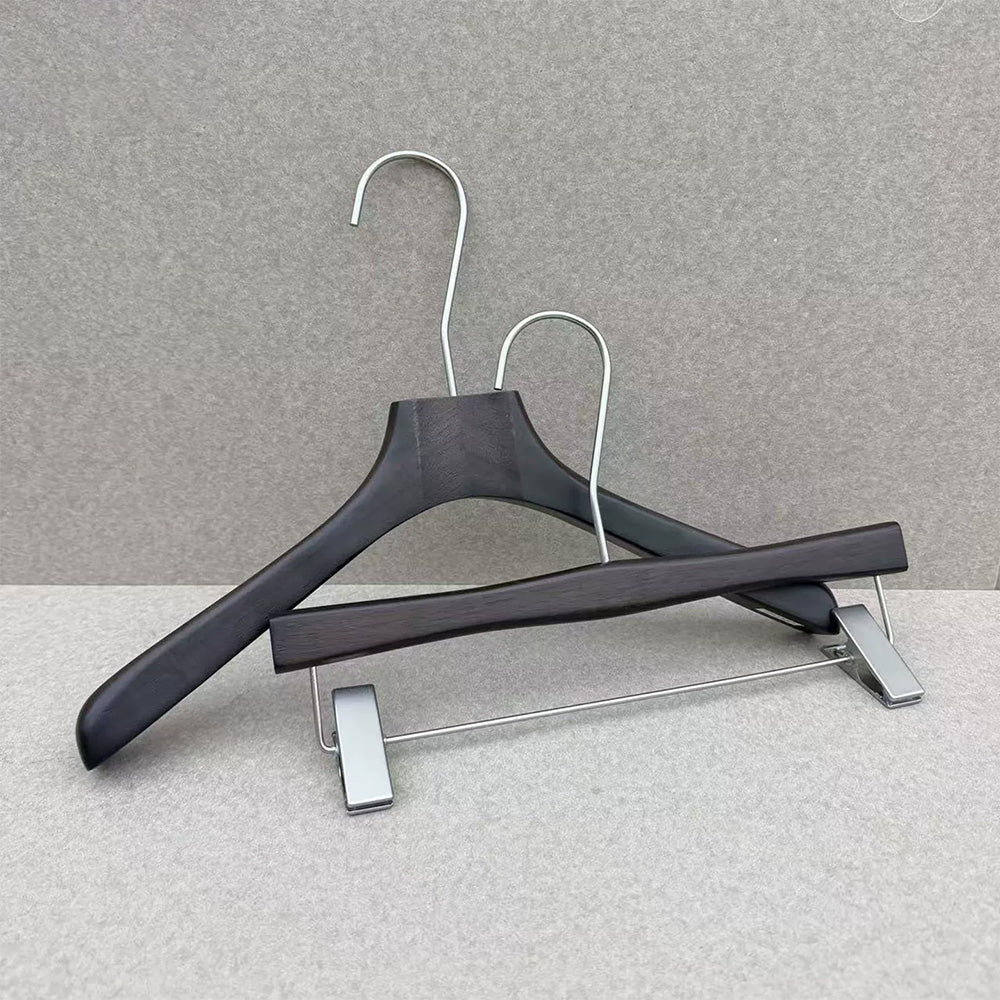 Custom Logo Rubber Wood Hangers with Pants Clips for Boutiques