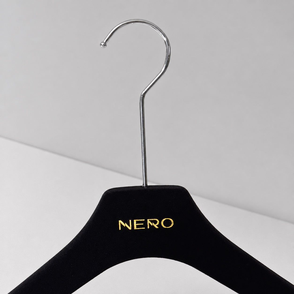 ABS Plastic Velvet Hangers – Non-Slip Flocked Coat Hanger Closet Organizer