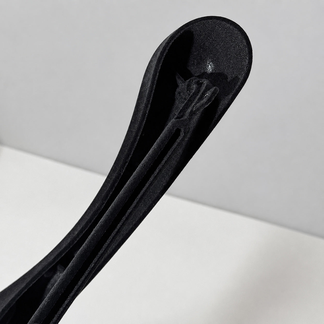 ABS Plastic Velvet Hangers – Non-Slip Flocked Coat Hanger Closet Organizer