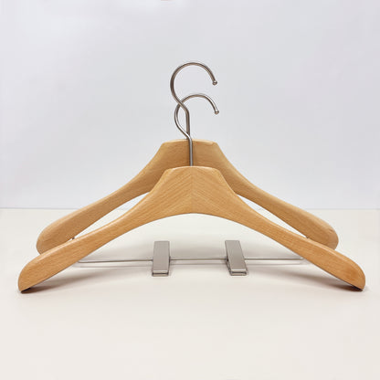 Premium Beech Wood Hangers – Non-Slip Lacquered for Suits, Coats & Shirts