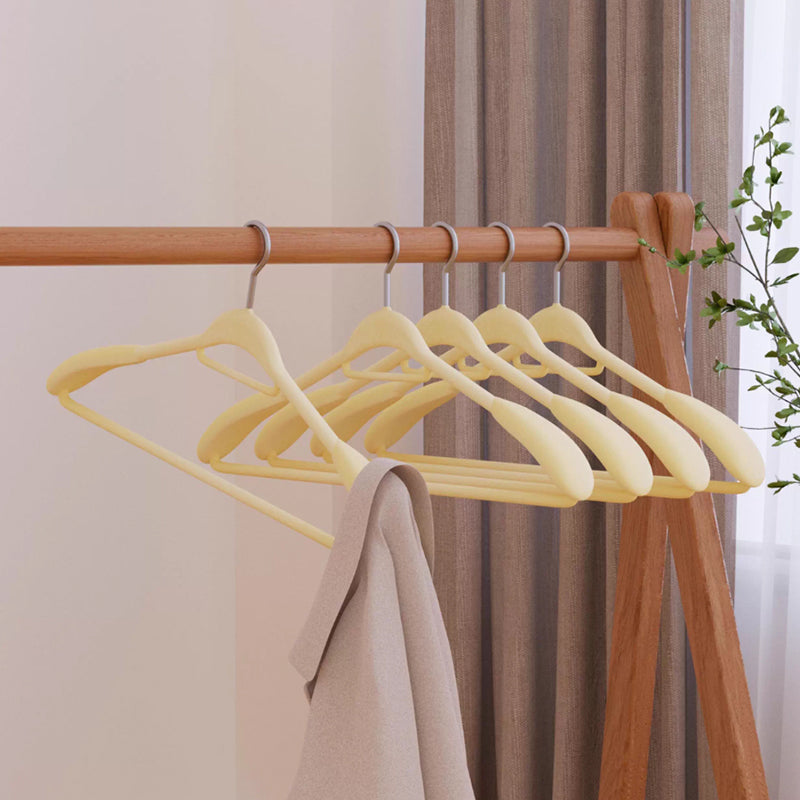 Premium Wide Shoulder Velvet Hangers - Non-Slip Heavy Duty Suit & Coat Rack