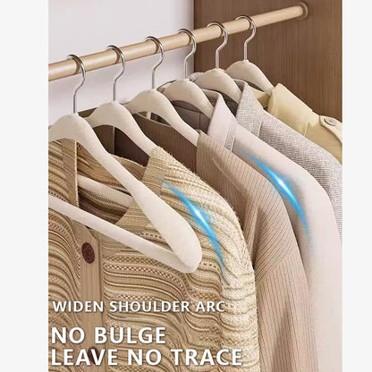Wide Shoulder Velvet Hangers Non-Slip Heavy Duty Flocked Coat Hangers Space Saving